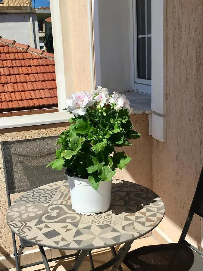 Filippos Apartments アルゴストリオン