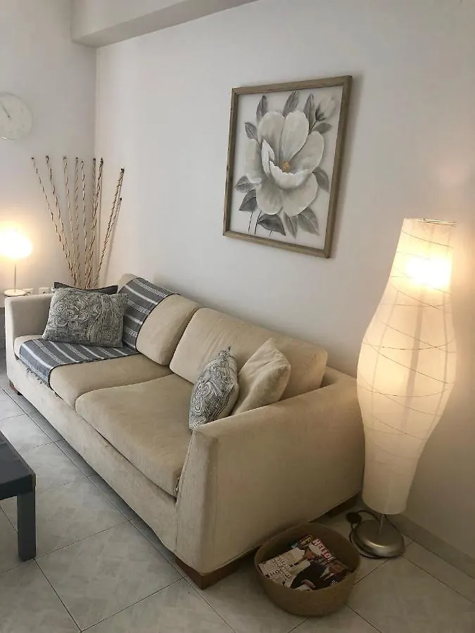 Filippos Apartments アルゴストリオン