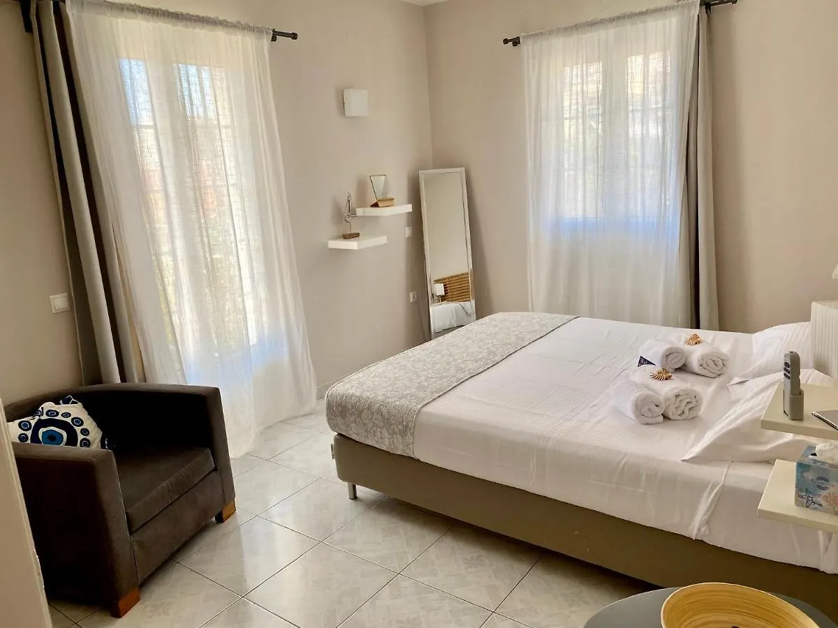 Filippos Apartments アルゴストリオン